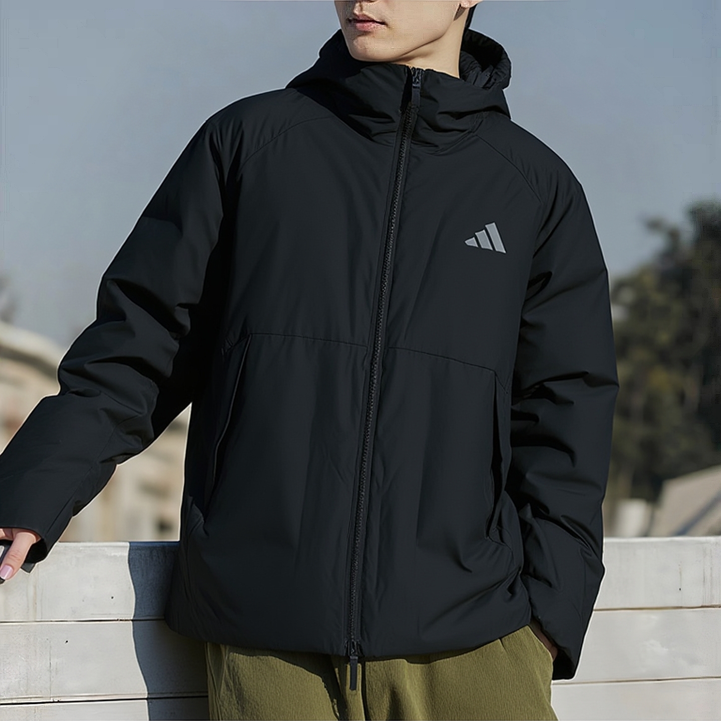 阿迪达斯羽绒服男装厚外套25冬季新款户外保暖连帽运动服KQ5505