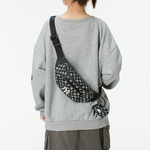 LV老花胸包男包女包情侣包春季新款3AHSM012N时尚潮牌斜挎包