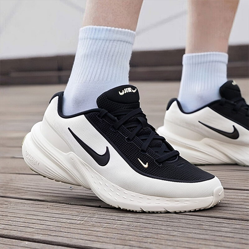 NIKE耐克正品 UPLIFT SC 休闲鞋2025冬季款厚底运动鞋IB2765-100