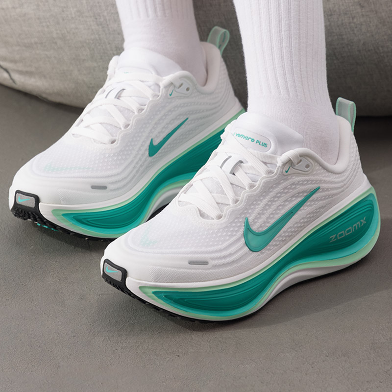 NIKE耐克正品女鞋训练运动鞋25秋冬季时尚缓震跑步鞋HV8154-100