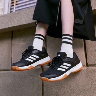 25新运动低帮户外休闲鞋 健身训练鞋 IH3158 女鞋 Adidas阿迪达斯男鞋