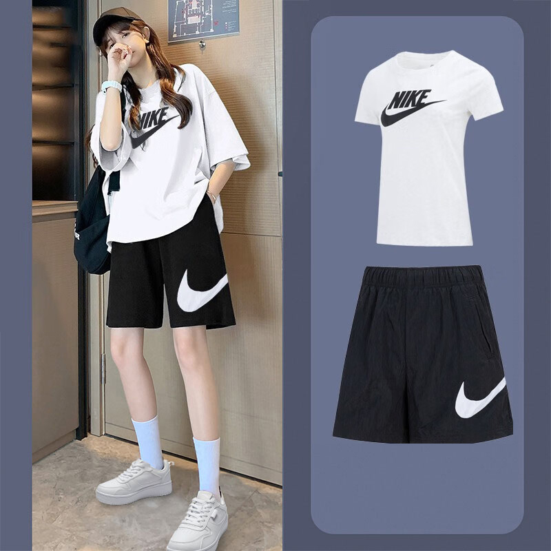 宽松两件套Nike短袖短裤健身女