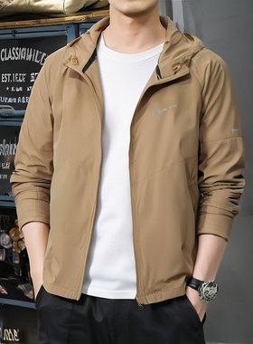 耐克NIKE新品25冬季男梭织运动服休闲连帽防风夹克外套DD4747-297