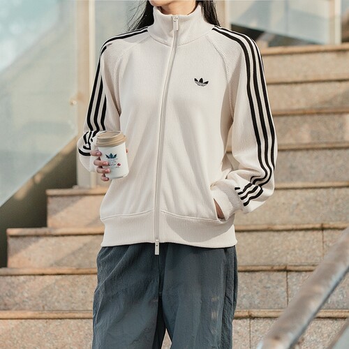 阿迪达斯三叶草女装立领外套26夏季新款针织休闲跑步运动服KQ5490