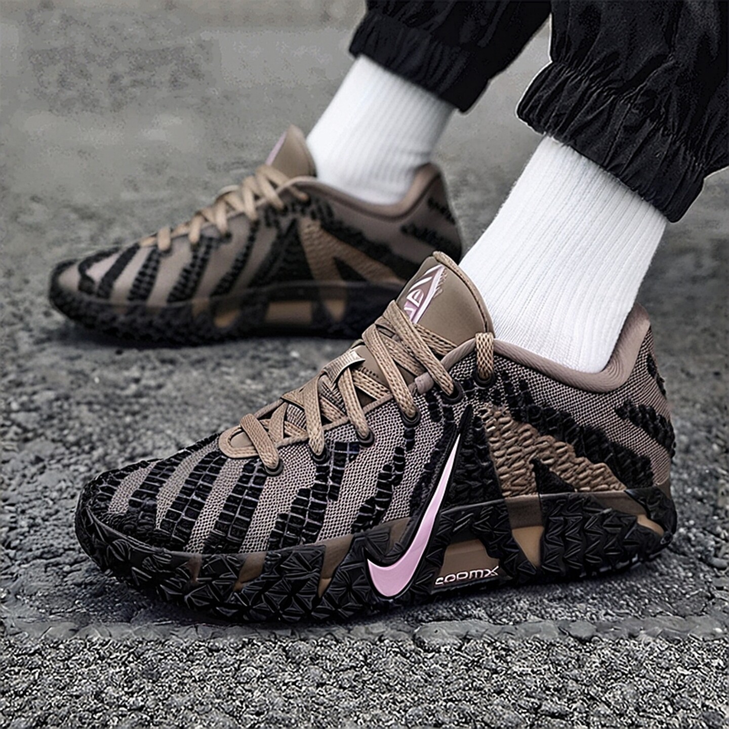 NIKE耐克男鞋比赛训练篮球鞋莫兰特三代运动鞋缓震运动鞋HF2794