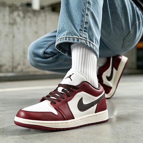 NIKE耐克男AJ1篮球鞋26新款AIR JORDAN1板鞋运动休闲鞋IX5004-121