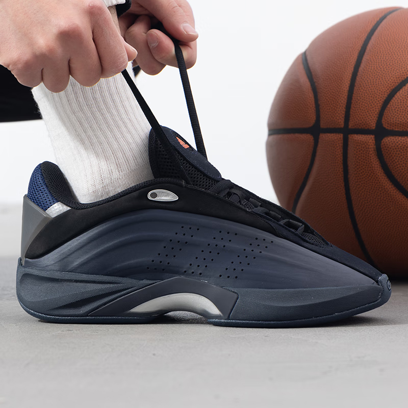 Adidas阿迪达斯篮球鞋男鞋秋季新款三叶草潮流运动休闲鞋 ID3972