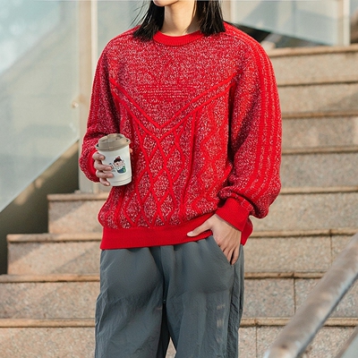 阿迪达斯三叶草红色本命年毛衣新年款26新年款圆领套头衫KT0693