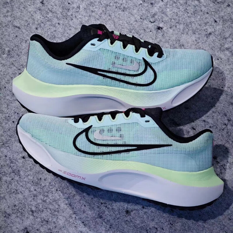 Nike耐克 Zoom Fly 5 女子碳板竞速公路跑步鞋运动鞋 DM8974-401