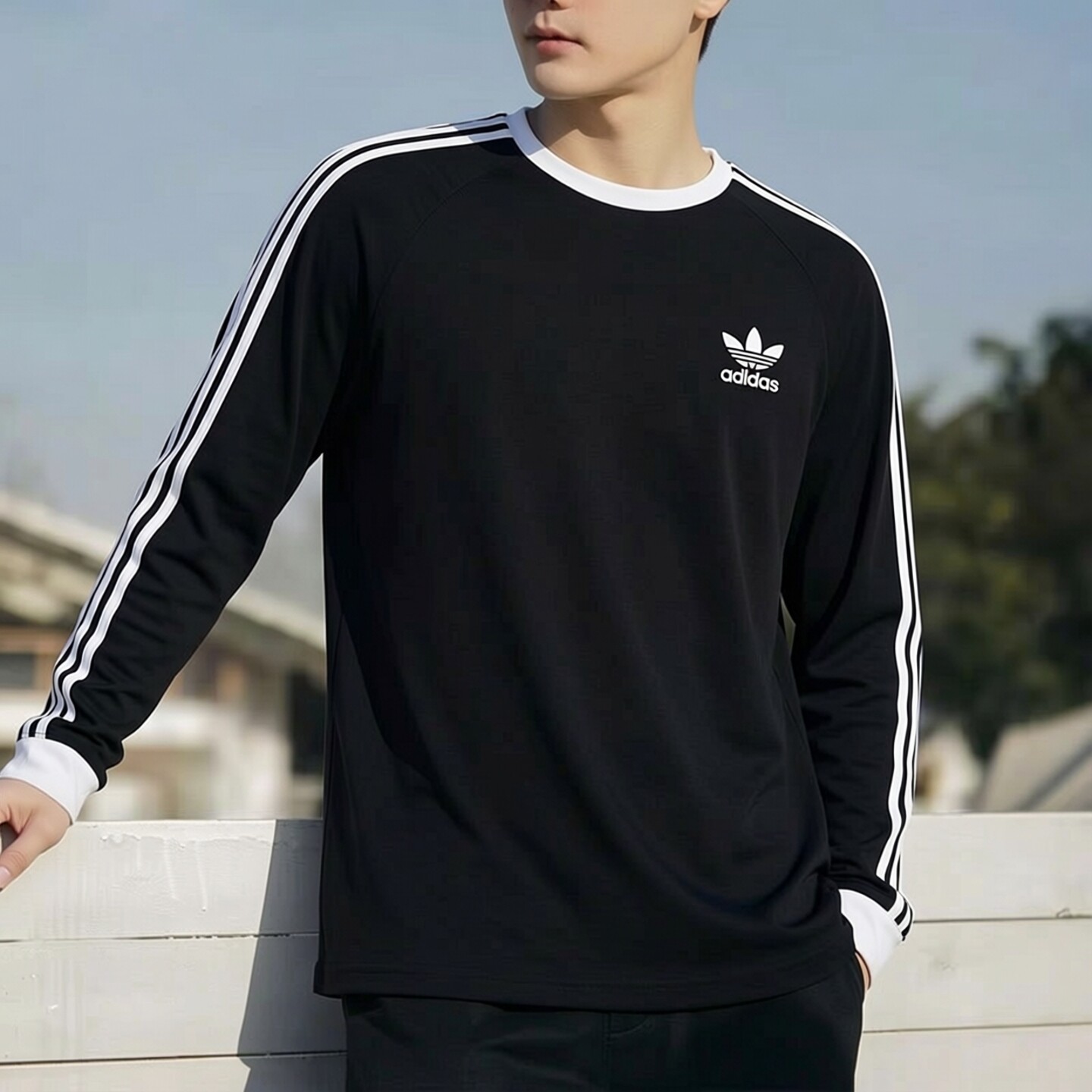 Adidas阿迪达斯三叶草圆领卫衣春季情侣修身长袖健身训练运动服