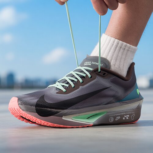 NIKE耐克男鞋休闲鞋2026秋季新款ZOOM FLY 6健身训练运动鞋IW2352