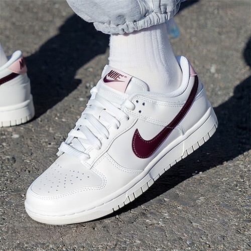 NIKE耐克女子W NIKE DUNK LOW运动休闲鞋白色低帮板鞋IM6026-121