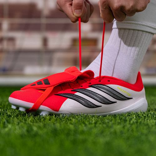 adidas阿迪达斯足球鞋男鞋女鞋2026新款红色AG短钉运动鞋JS0344