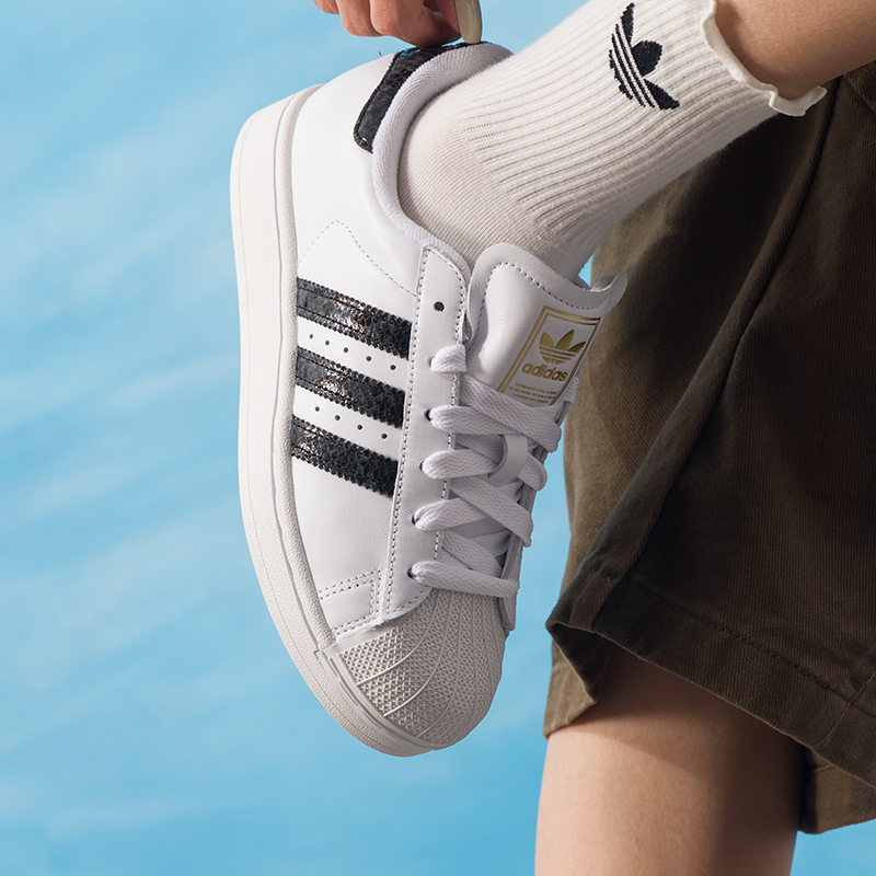 阿迪达斯三叶草女鞋小白鞋25新款秋季运动鞋贝壳头休闲板鞋JP8162