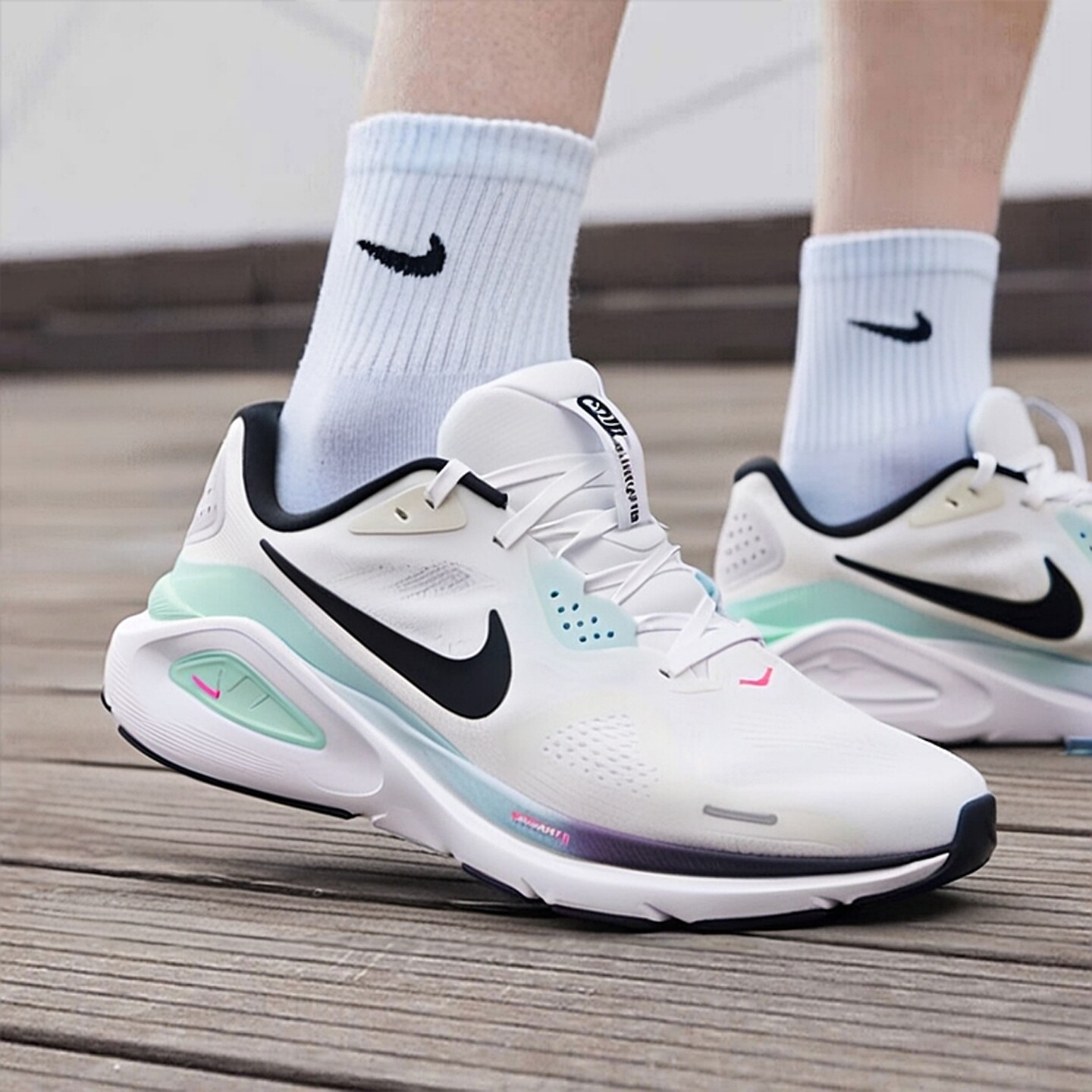 NIKE耐克男鞋2025冬季新款STRUCTURE 26运动鞋缓震舒适休闲跑步鞋