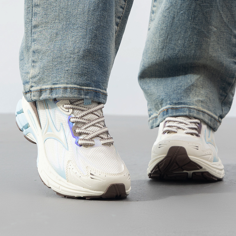 美津浓女子透气缓震跑鞋D1GH2408轻便休闲运动鞋女款健身鞋