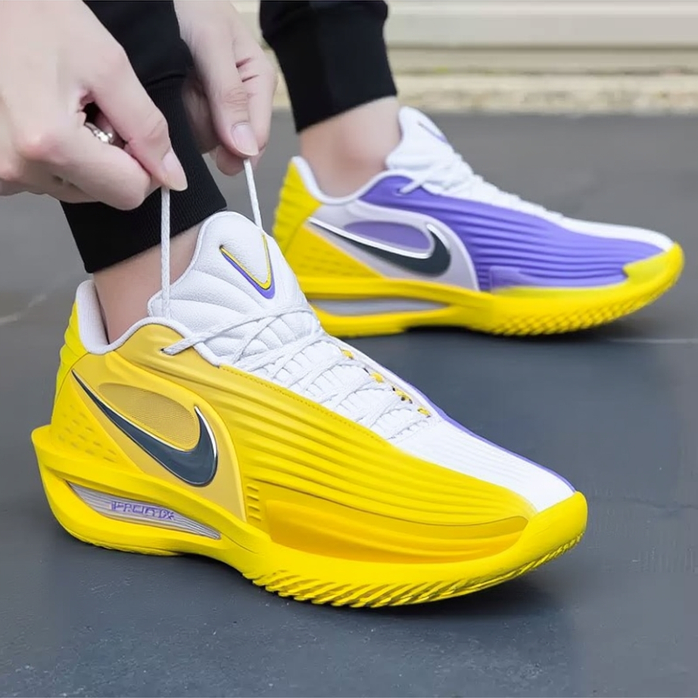 NIKE耐克男鞋篮球鞋黄色健身训练鞋25新款休闲鞋ZOOM运动鞋HV9919