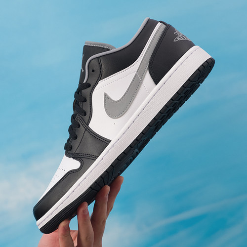 耐克（NIKE）男鞋 春秋款新品aj1篮球鞋轻便运动鞋时尚耐磨板鞋男