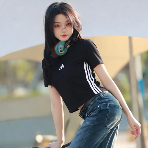 adidas阿迪达斯女装黑色短袖T恤2026夏新款修身跑步运动服JC8325