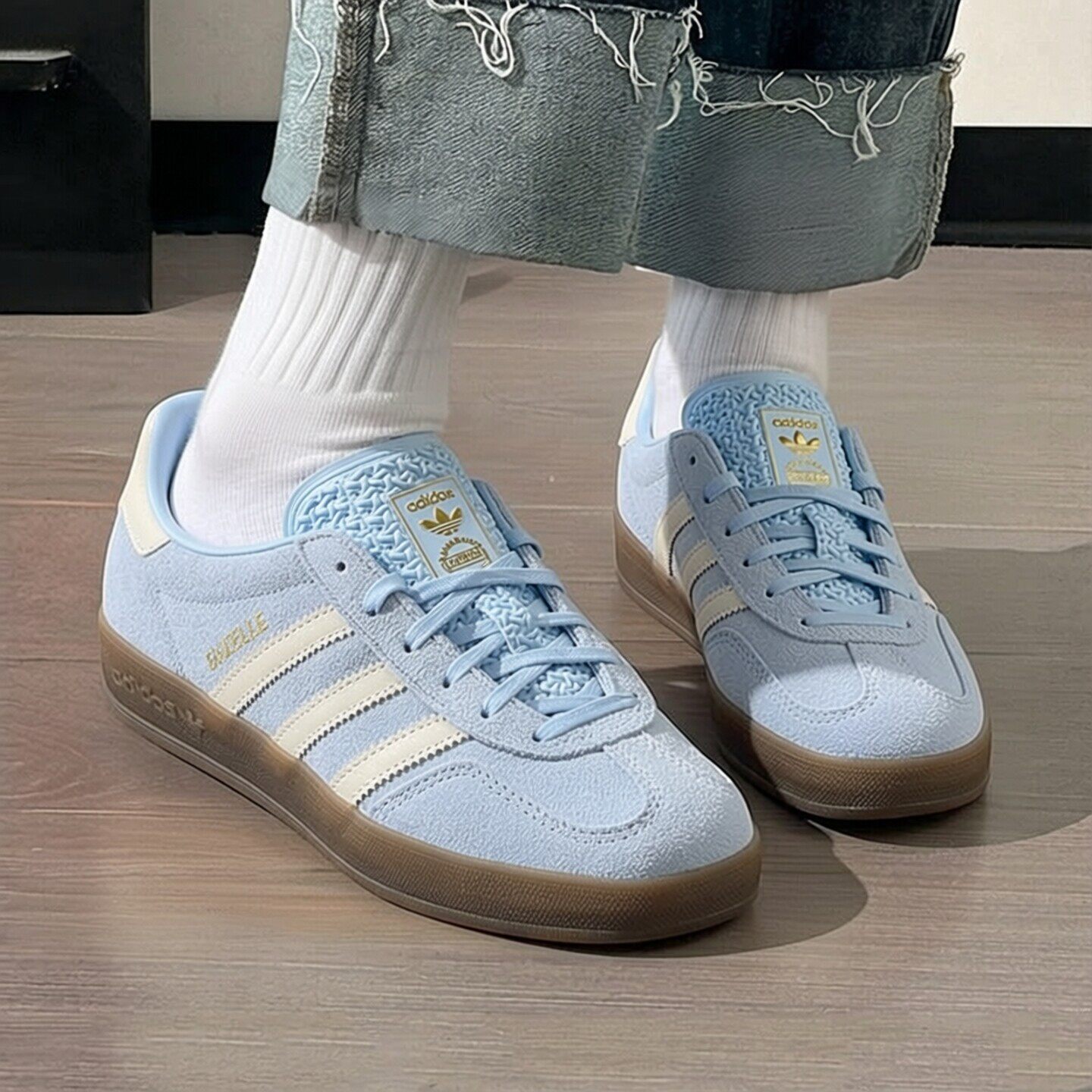 阿迪达斯三叶草女鞋低帮休闲鞋天蓝色德训鞋26夏运动鞋板鞋JI2717