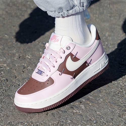 nike耐克冬季女鞋AF1空军一号运动鞋休闲鞋粉色板鞋IO7595-211