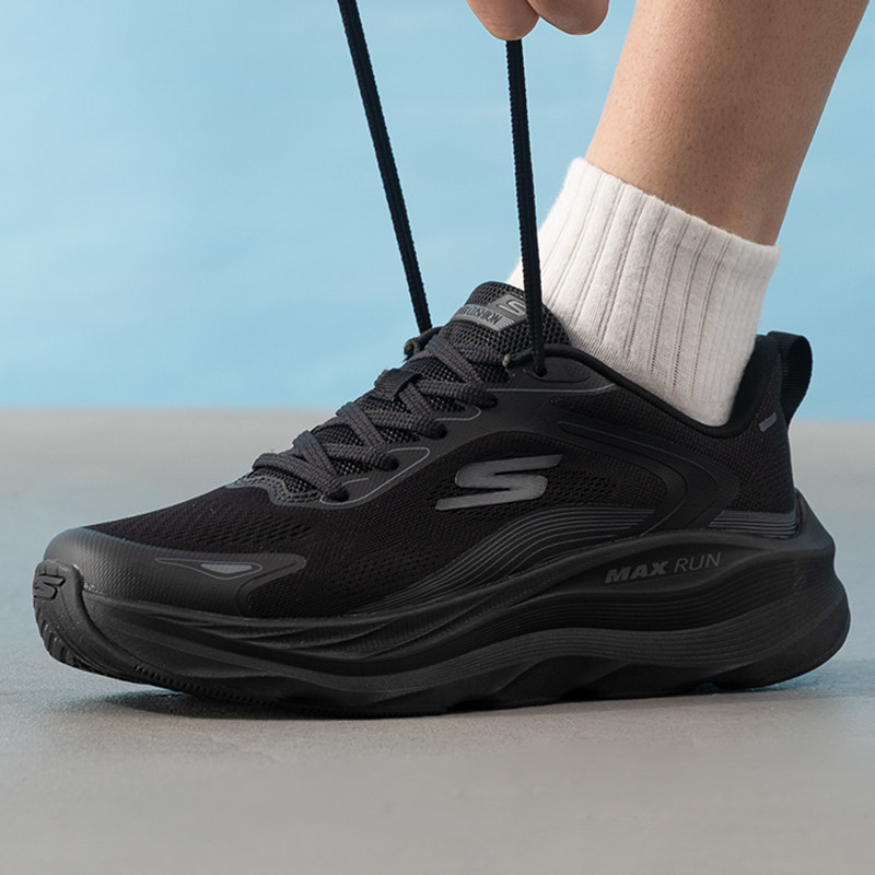 Skechers斯凯奇男鞋跑步鞋26秋季新款透气健身训练鞋运动鞋221002