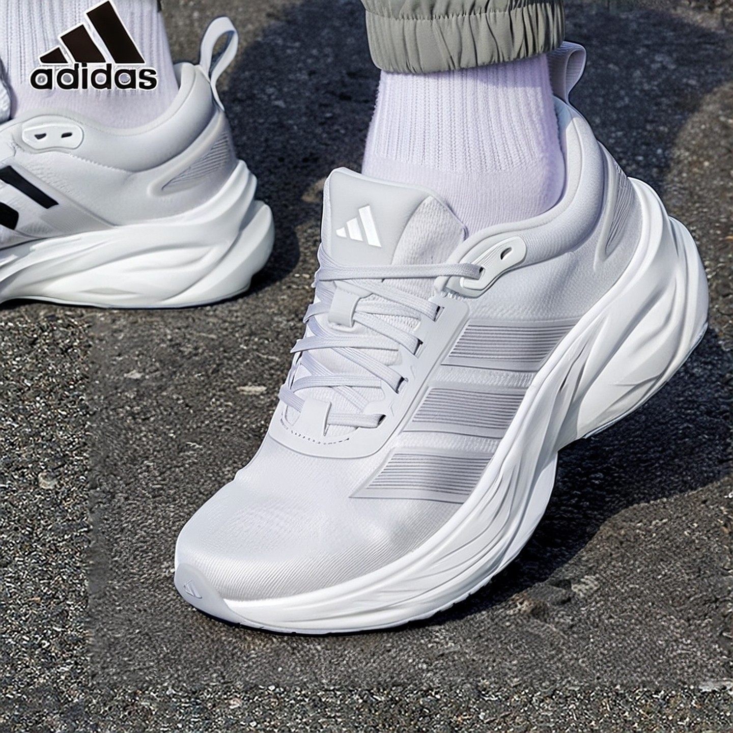 阿迪达斯男鞋adidas官网旗舰跑步鞋春季透气运动鞋休闲老爹鞋女