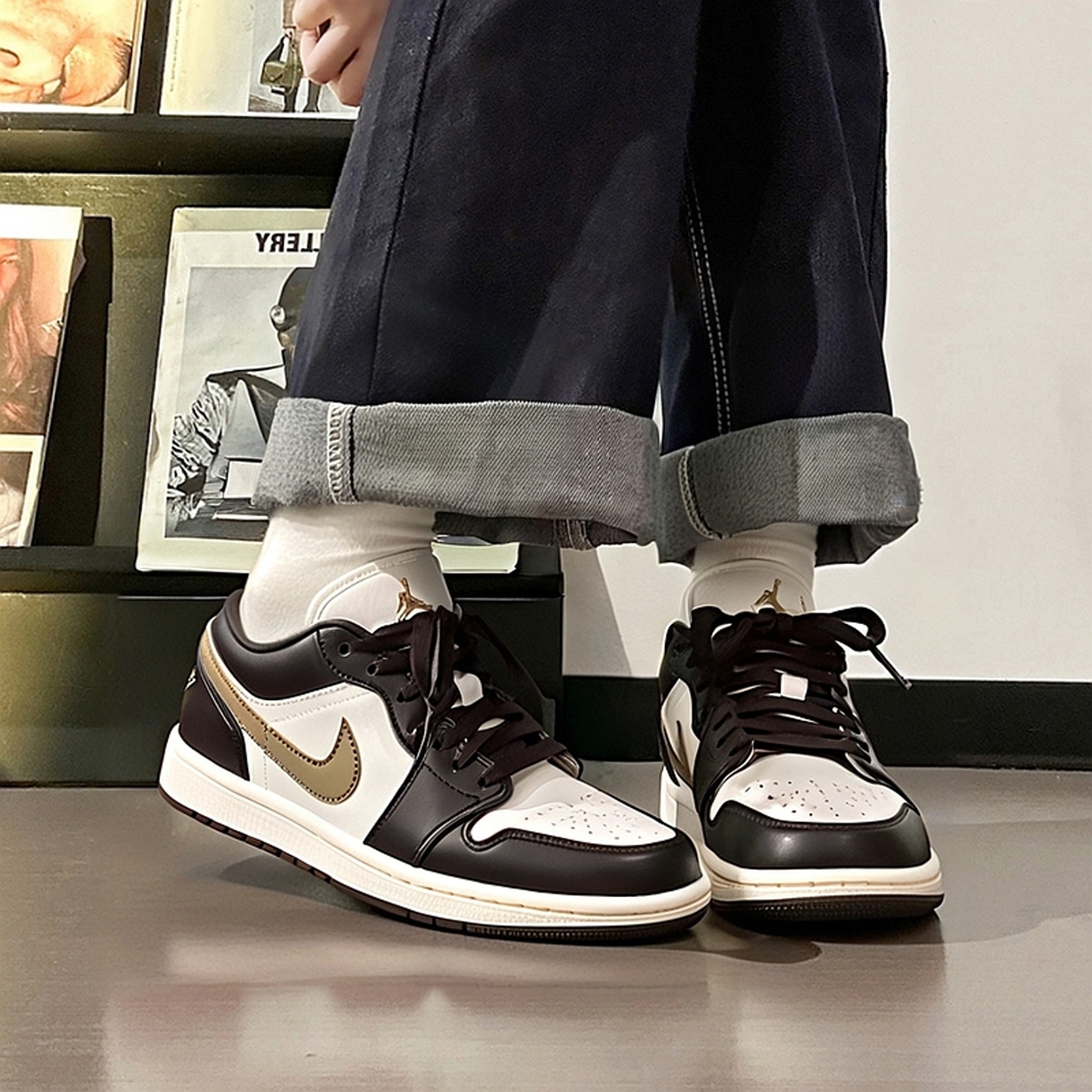 NIKE耐克正品低帮板鞋女鞋2025冬季新款官方旗舰AJ1篮球鞋DC0774