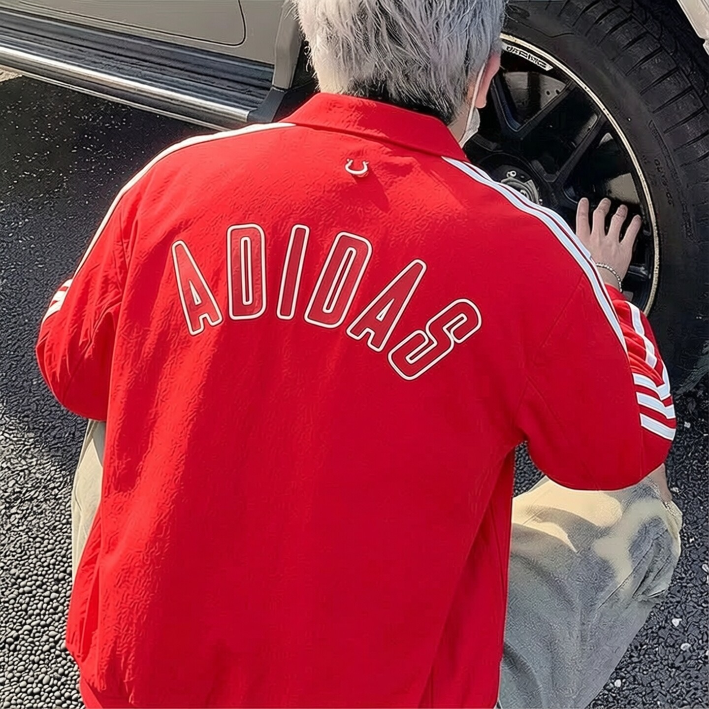 adidas阿迪达斯男装2026春季运动休闲夹克红色梭织棒球外套KE4059