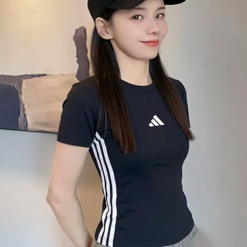 adidas阿迪达斯女子修身圆领上衣运动半袖休闲收腰短袖T恤JC8325