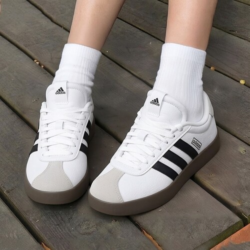 adidas阿迪达斯小白鞋板鞋女鞋德训鞋26新款低帮运动休闲鞋ID8797