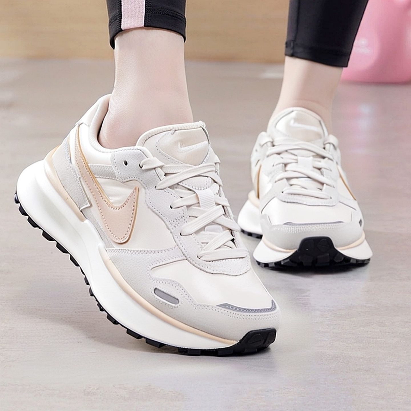 NIKE耐克女鞋2025冬季新款运动鞋PHOENIX WAFFLE复古休闲鞋FD2196