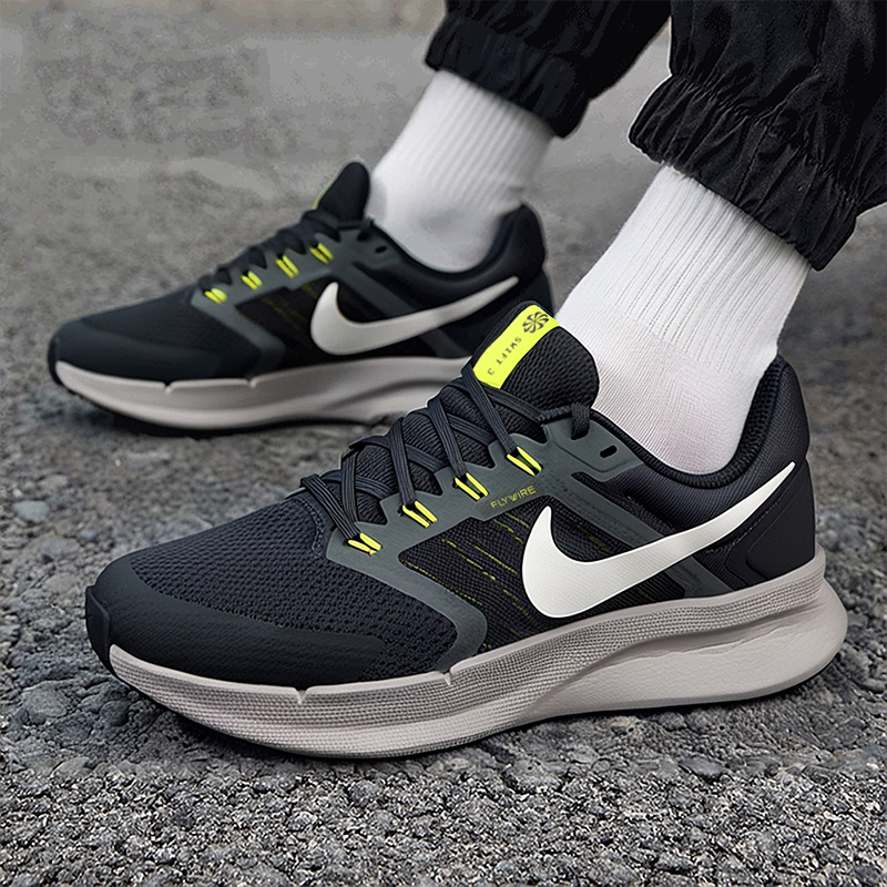 NIKE耐克男鞋跑步鞋25冬季ink健身训练鞋低帮运动鞋DR2695-014