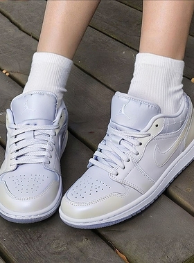 NIKE耐克女鞋板鞋新款AIR JORDAN 1运动鞋休闲鞋篮球鞋IM5129-010
