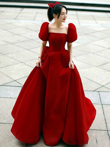 新款秋季红色回门在逃公主轻婚纱