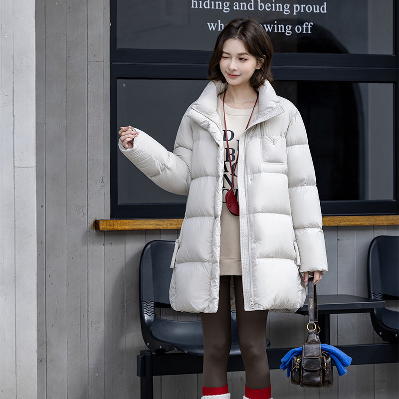 某鸭同款2025冬新款羽绒服女士小个子中长款立领百搭加厚保暖外套