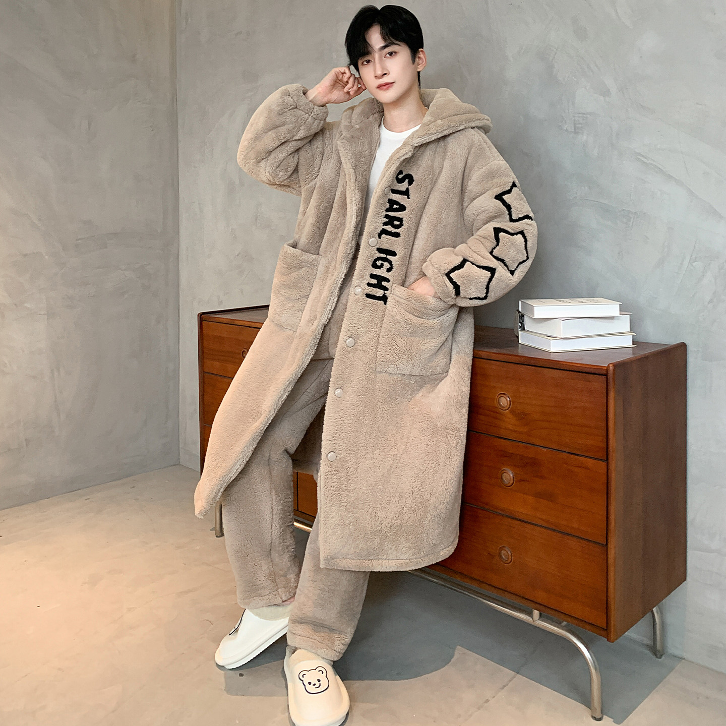 睡袍男士冬季珊瑚绒加厚加绒大码睡衣长款冬天浴袍连帽家居服套装