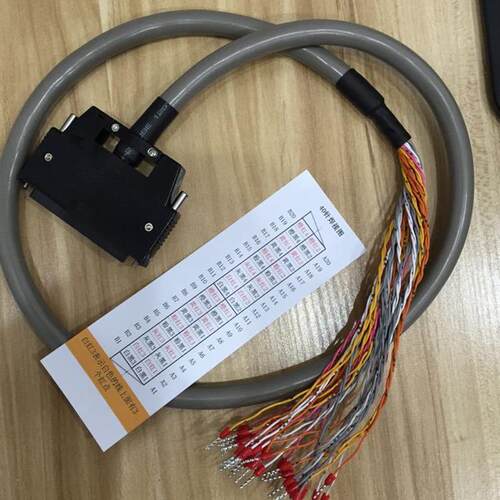 F3XD64-3F/3P F3YD32-1P F3WD64 F3XP02/01-0H PLC连接线
