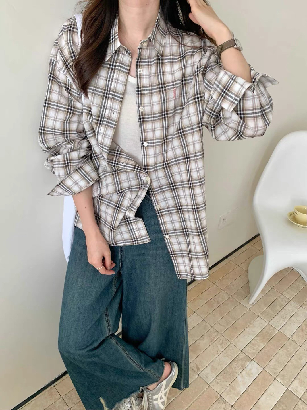 设计感宽松刺绣格子衬衫女202衬衫