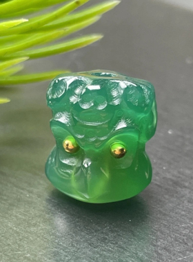 非洲翠玛瑙正阳绿大鹏鸟尺寸10mm左右配顶珠腰珠配珠背云都可