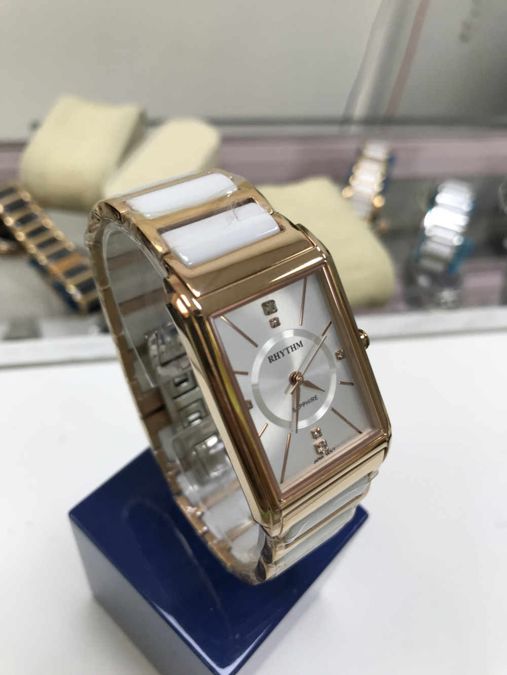 特价正品RHYTHM进口日本丽声手表 材质：陶瓷 女装 尺寸：40x27mm