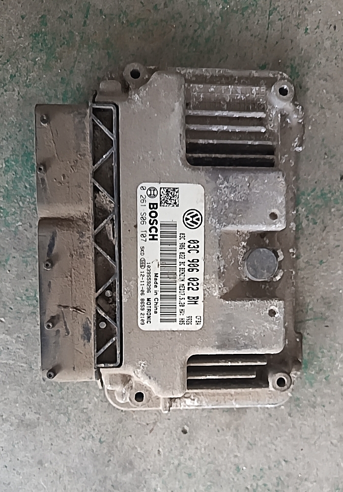 大众速腾/迈腾/高尔夫发动机电脑板03C906022BM直接装车