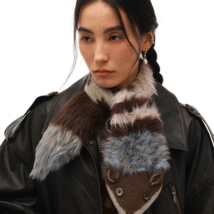 物理少年「落跑狐狸」羊驼绒仿貂毛复古感蓬松柔软椰壳扣狐狸围巾