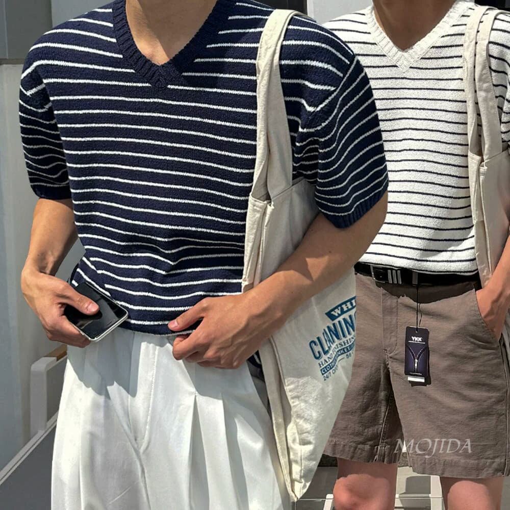 韩国代购东大门男装LOGAN夏季V领条纹针织短袖T恤小众气质TS5815 - 实物图