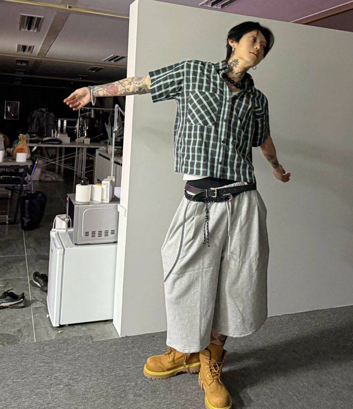 韩国代购男女款街头嘻哈潮流掐褶阔腿七分裤百慕大休闲短裤PT4433