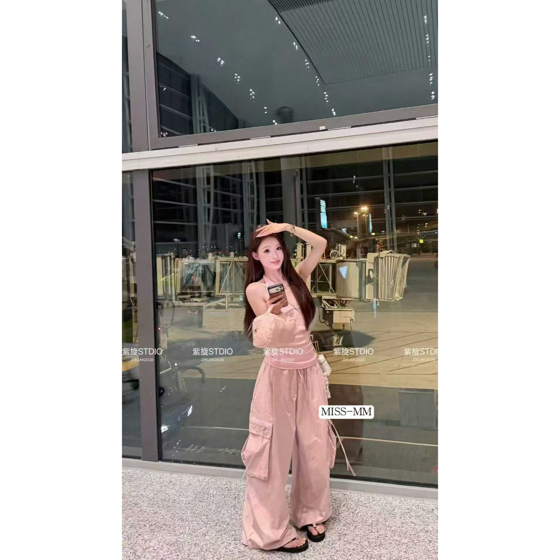 韩国2026夏季新款时髦洋气吊带背心+高腰显瘦工装裤阔腿裤女套装