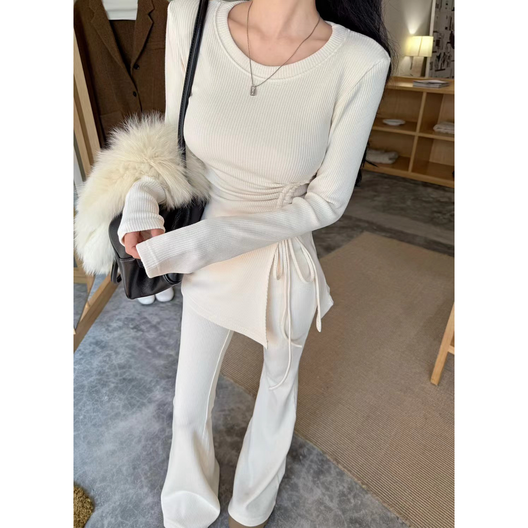 韩版气质修身圆领针织侧开叉系带T恤搭高腰微喇休闲裤加绒两件套