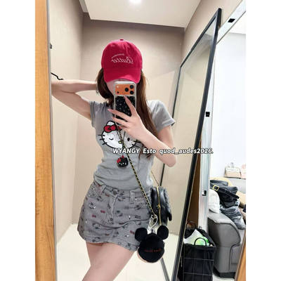 韩国东大门2026春夏新款卡通印花短袖T恤女修身显瘦短款上衣