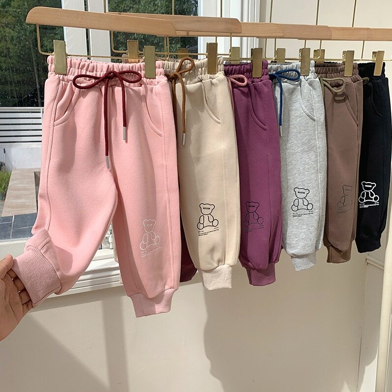 宝宝卫裤2025春秋冬新款男女童撞色绳运动裤小熊休闲纯棉洋气长裤