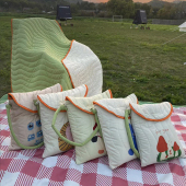 多功能网红抱枕被2025新款 被子抱枕两用加厚 车载可收纳户外便携式